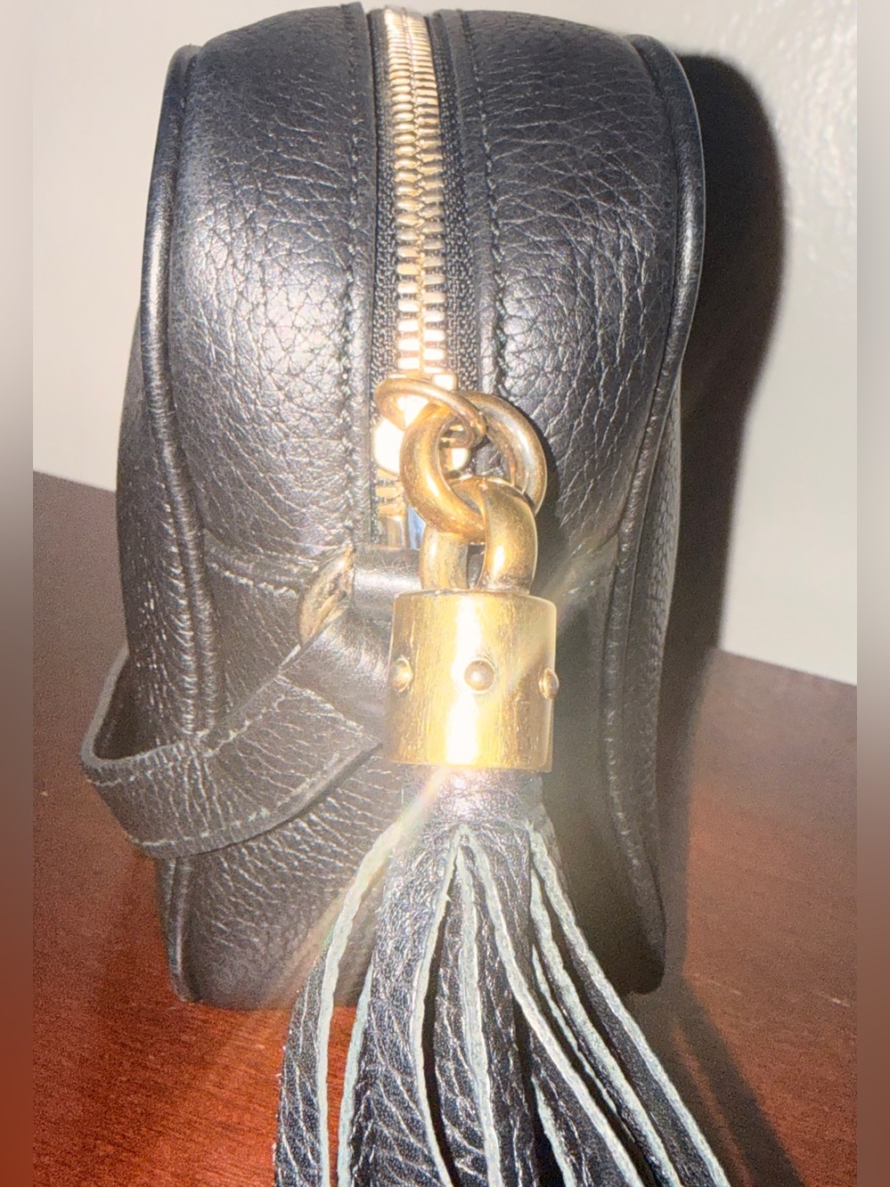 Gucci Black Soho Leather Disco Bag with Tassel - Picture 5 of 15